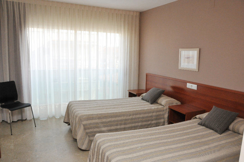 Hotel Calafell Platja Mar Exterior photo